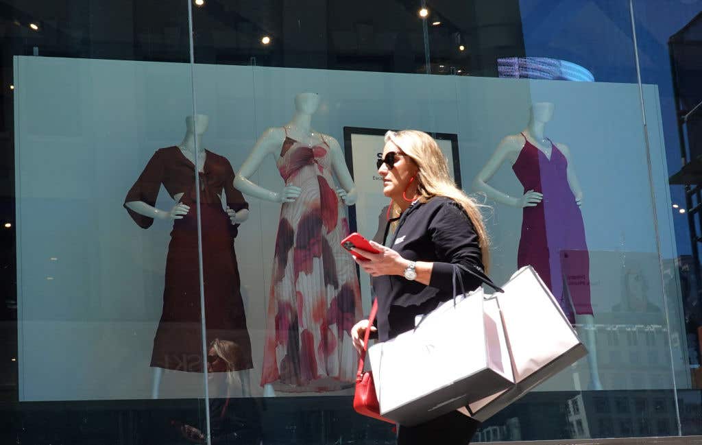 Retail Sales Rise In April As U.S. Consumer Increase Spending