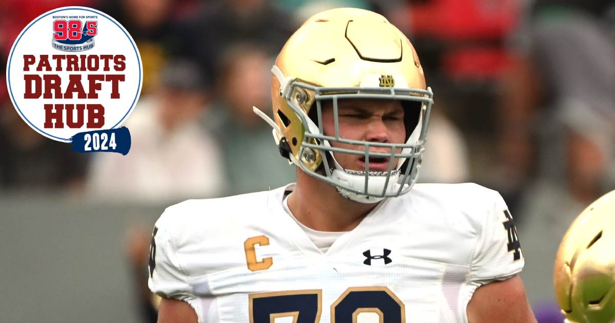 Sep 9, 2023; Raleigh, North Carolina, USA; Notre Dame Fighting Irish tackle Joe Alt (76) during the first half at Carter-Finley Stadium. Credit: Rob Kinnan-USA TODAY Sports